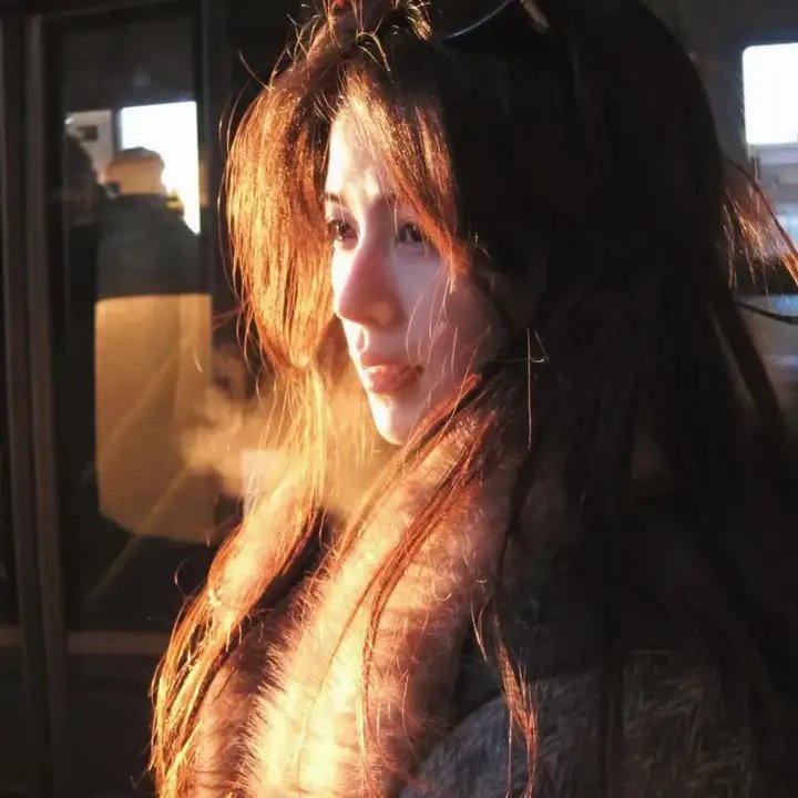 巫师与汉娜·蒙塔娜在船上在线观看